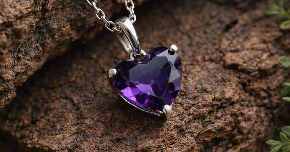 Amethyst for Spiritual Growth: How to Build a Daily Spiritual Practice